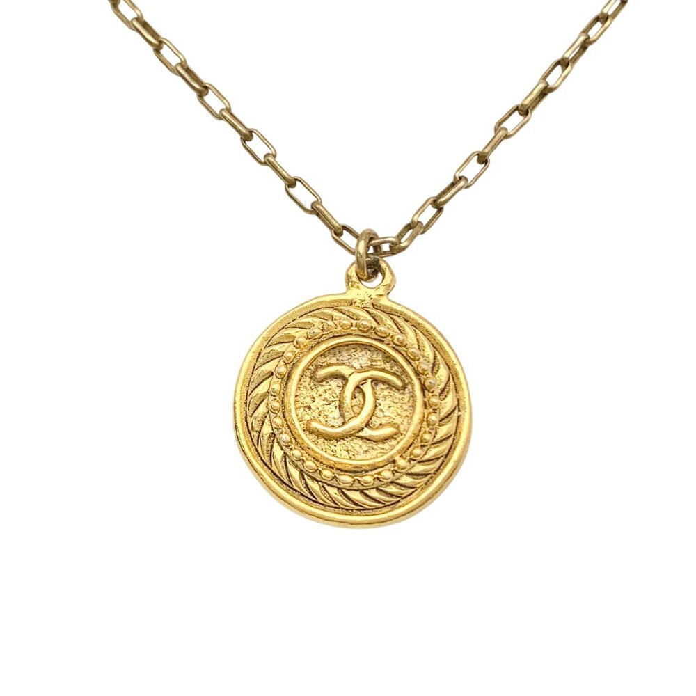Chanel Cc Logo Round Necklace 17' Gold #355014C58B